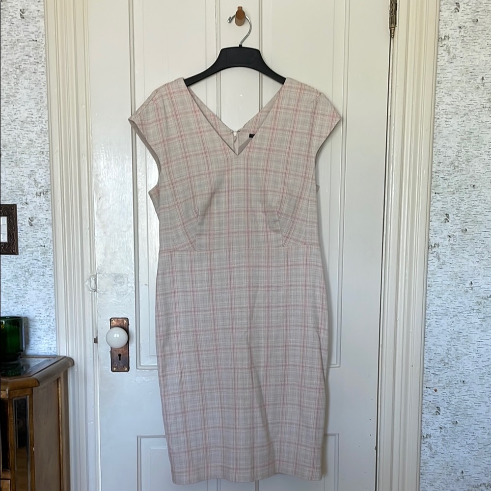 Ann Taylor beige and pink plaid midi dress - Picture 3 of 10